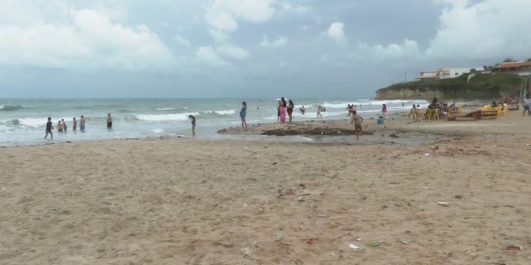 No RN, três praias estão impróprias para o banho; confira: