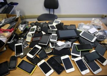 Saiba o que fazer caso tenha o celular roubado durante o Carnaval