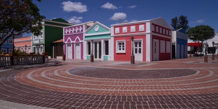 Sem empresas habilitadas, licitação da Praça da Convivência será reaberta