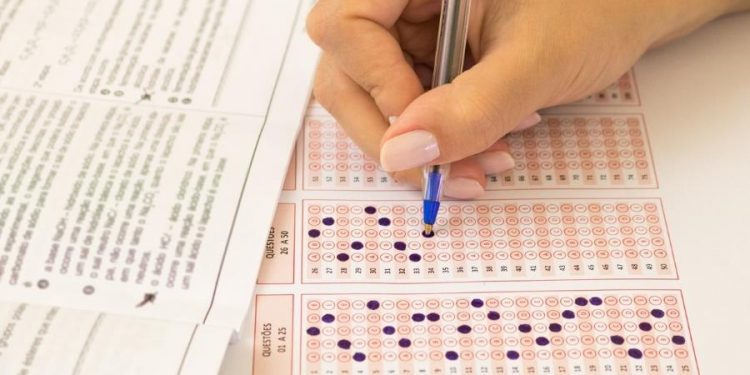 Confira lista de concursos abertos no RN