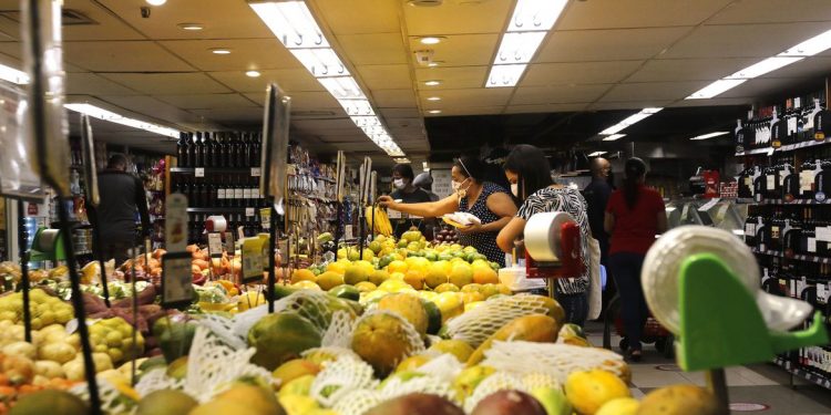 Preço da cesta básica chega a quase R$ 589 em Mossoró
