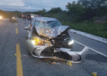 Homem morre em acidente envolvendo carro e moto no Alto Oeste