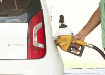 Petrobras reduz preço do diesel para as distribuidoras