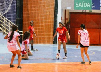 Potiguar inicia treinamentos de futsal feminino no ginásio Pedro Ciarlini