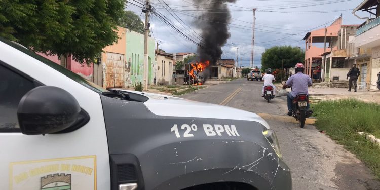 Adolescente é apreendido pela Polícia Militar suspeito de participar do ataque ao caminhão da Caern