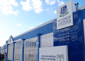 Criação de curso de Medicina em faculdade mossorense ganha apoio do Governo do Estado