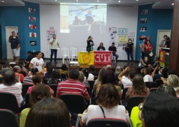 “Agora o caminho é na Justiça”, diz presidente do Sindiserpum após suspensão da greve