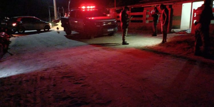 Homem de 42 anos é assassinado dentro de casa na cidade de Grossos