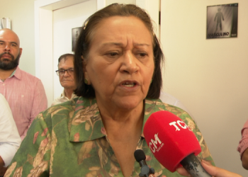 Em Mossoró, Fátima Bezerra afirma que Hospital Tarcísio Maia terá novo tomógrafo
