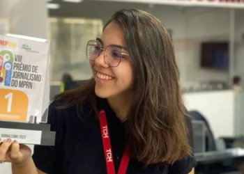 Jornalista Thífanny Alves ganha Moção de Congratulação da Câmara de Umarizal