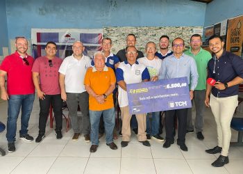 Grupo TCM e Loja Maçônica BE-TEL Nº12 entregam cheque ao Albem