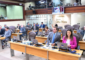 Assembleia Legislativa aprova reajuste de piso salarial dos professores estaduais