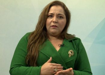 Reitora diz que permanece e está tranquila após  Conselho formar comissão para analisar destituição