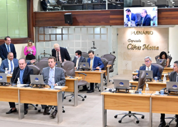 Assembleia aprova aumento salarial para desembargadores do TJRN e procuradores do MPRN