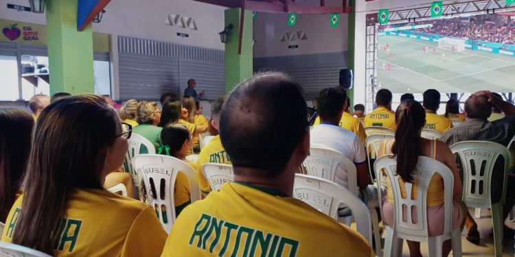 ‘Riacho de Antônia’: cidade parou para assistir estreia da potiguar na Seleção Brasileira