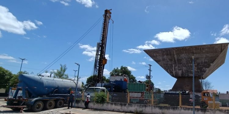 Manutenção em poço afeta abastecimento em quatro bairros de Mossoró