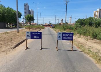 Caern interdita uma das faixas da Avenida Maria Odete, no Bela Vista