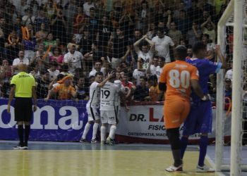 Apodi vence Brasília e larga na frente da semifinal da Copa do Brasil de Futsal