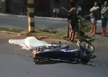 Motociclista morre após colidir em poste em Caraúbas