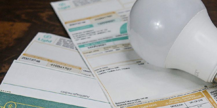 Quase 30 mil famílias correm o risco de perder a Tarifa Social de Energia no RN