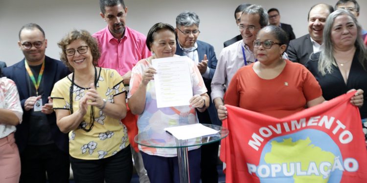 Governo empossa membros de conselhos estaduais ligados à habitação social