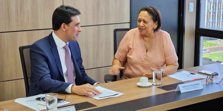 Ministro participa de transferência oficial do Aeroporto de Mossoró para Infraero