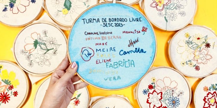 Linhas que se cruzam: os bordados de Caroline