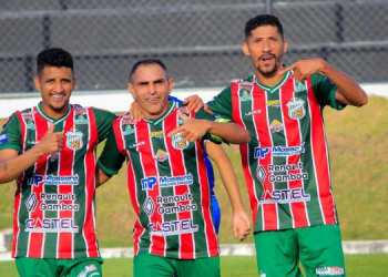 Baraúnas atropela Riachuelo e divide liderança com o MEC