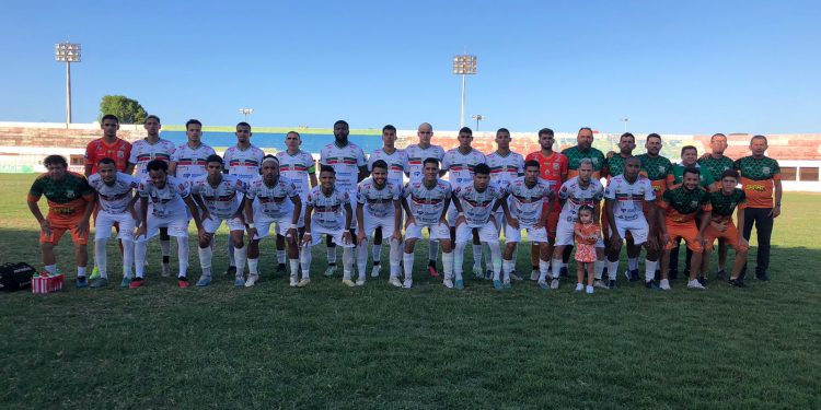 Baraúnas é derrotado pelo Alecrim na despedida da temporada