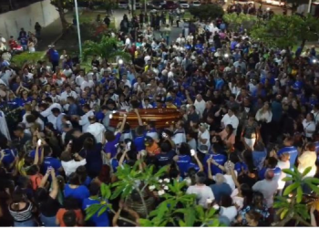 Padre Sátiro é sepultado no Cemitério São Sebastião nessa terça-feira (28)