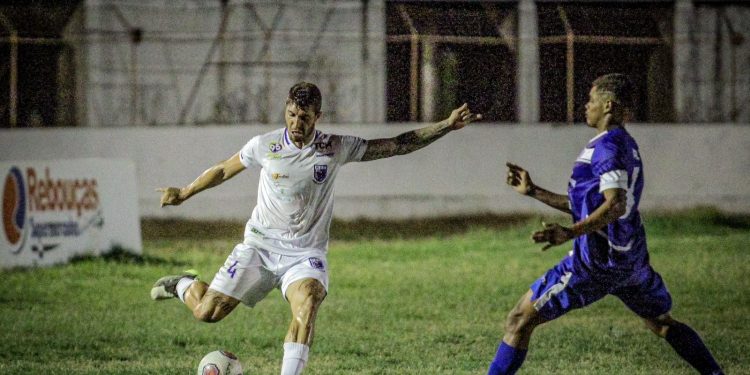 MEC vence Riachuelo e decide acesso contra o Baraúnas