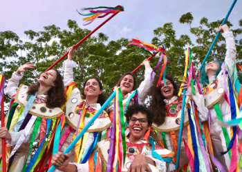 Grupos de dança e teatro da Uern estreiam espetáculos nesta quinta-feira (14)
