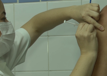 Sesap divulga nota reforçando medidas de prevenção e vacinação contra Covid-19