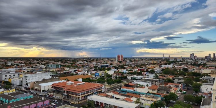 RN deve ter céu nublado com possibilidade de chuvas em várias regiões