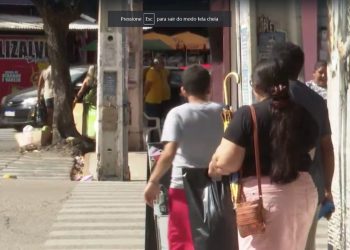 Saiba horário de funcionamento do comércio e bancos no feriado