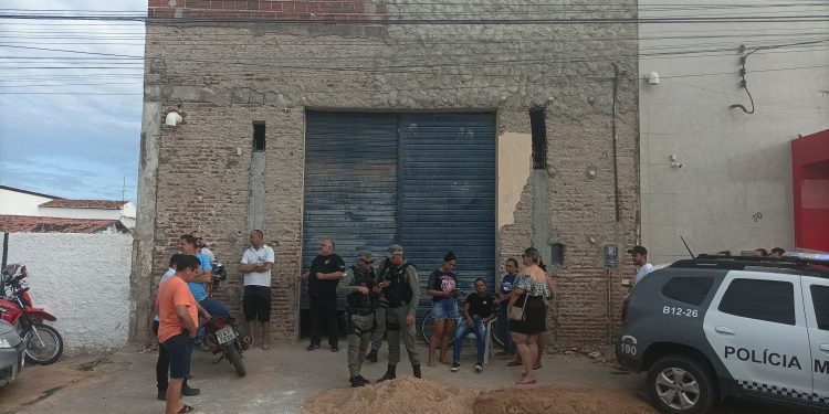 Operário morre após cair de andaime em Mossoró