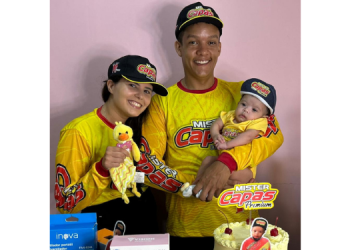 Mossoroense raiz: bebê ganha ‘mêsversário’ com tema de Paulo Doido e Mister Capas