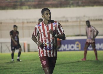 Potiguar marca três gols no primeiro tempo e vence Força e Luz