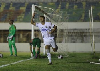 ABC vence Baraúnas e assume liderança do Grupo B do Estadual