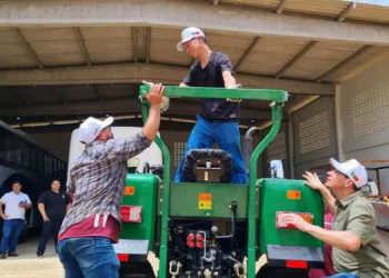 Governadora e ministro inauguram centro de testagem de máquinas agrícolas em Apodi