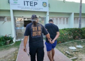 Adolescente é apreendido e homem é preso por tráfico de drogas em Areia Branca  