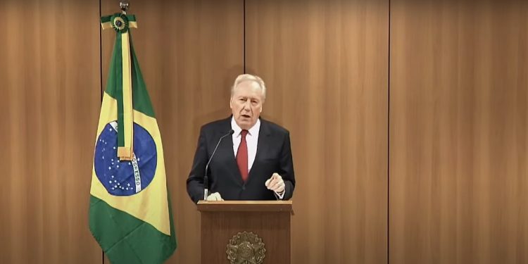 Ministro da Justiça acredita que fugitivos do Presídio Federal em Mossoró ainda estão na região