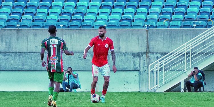 América vence Baraúnas e enfrenta ABC na final do primeiro turno