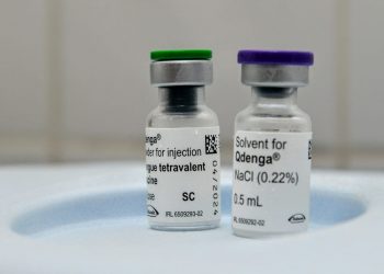 Vacinação contra a dengue amplia faixa etária para adolescentes de 12 a 14 anos