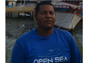 Homem morre após cair de moto em Areia Branca  