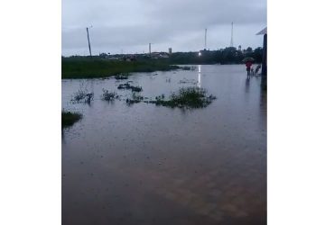 Caern desliga adutora Sertão Central para analisar danos ocorridos após fortes chuvas