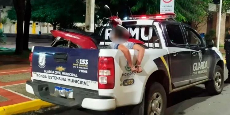 Guarda Civil prende suspeito de tentar realizar assalto no Centro de Mossoró