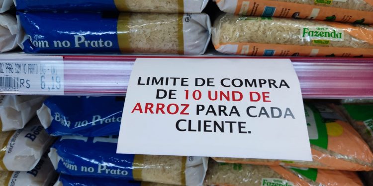 Supermercados limitam venda de arroz em Mossoró