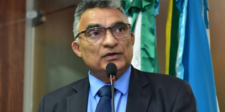 Vereador Francisco Carlos informa início de tratamento quimioterápico