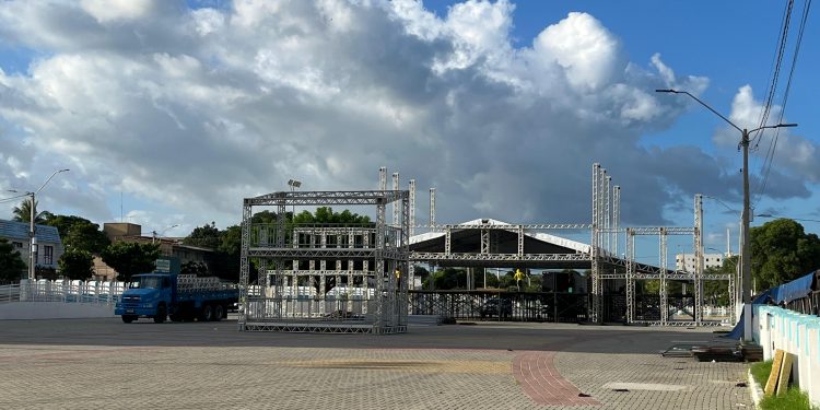 MCJ: começa montagem do palco da Estação das Artes Elizeu Ventania